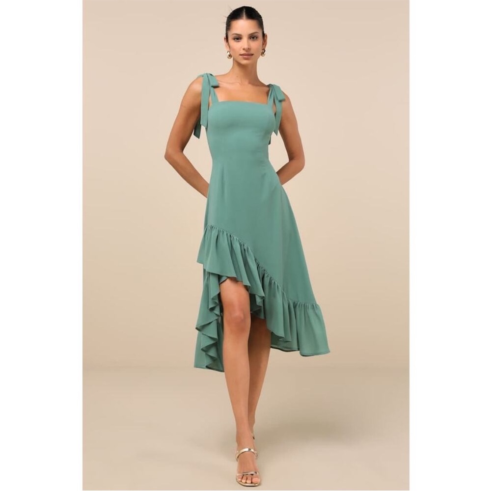 NWT - Lulus Women Tamryn Dark Sage Asymmetrical
Ruffled Midi Dress Sage Green
